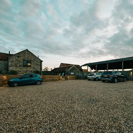 The Hay Barn - Hopewell Bristol