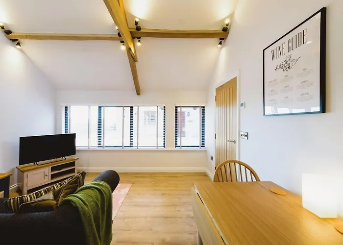 The Hay Barn - Hopewell Bristol